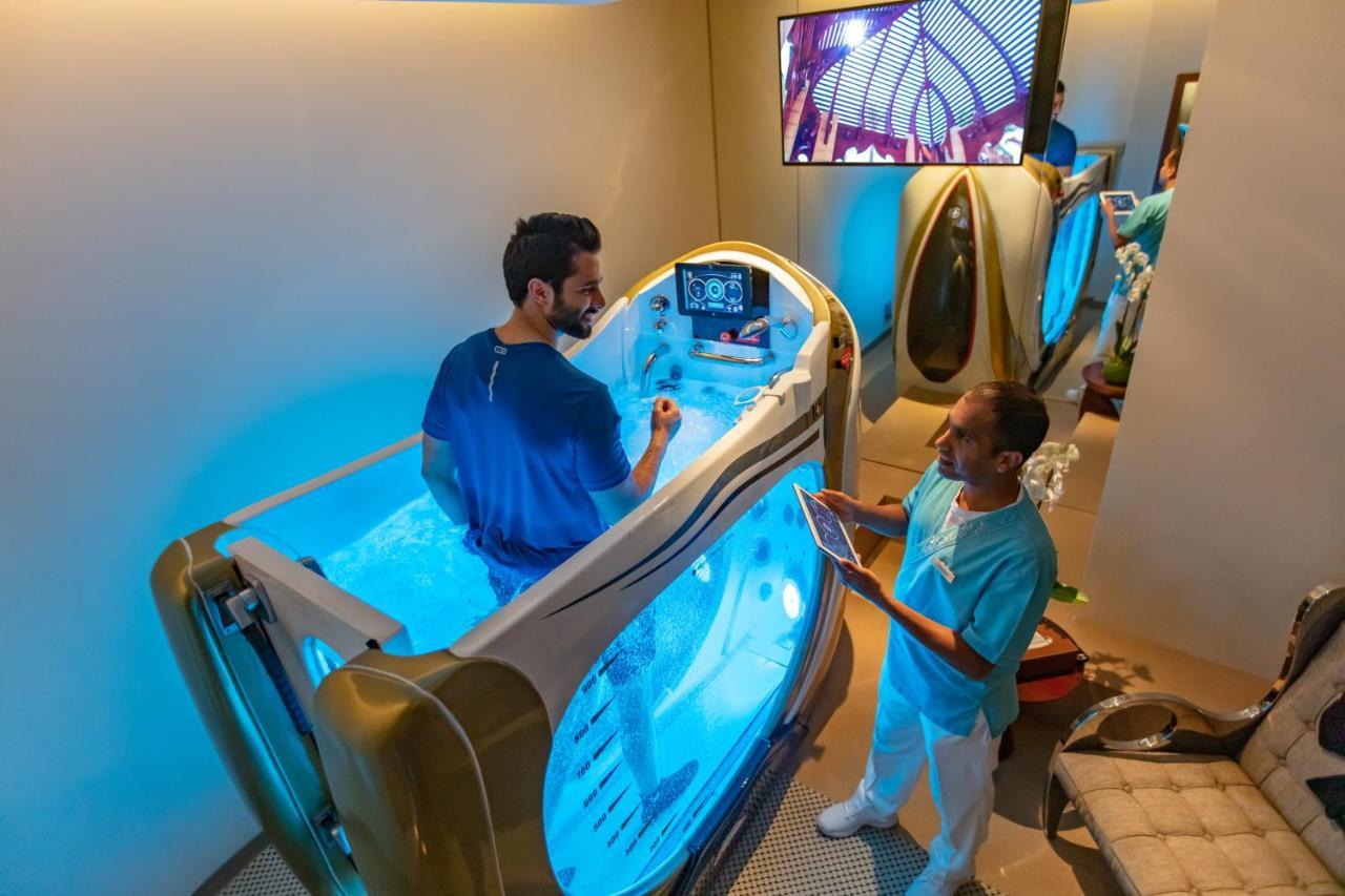 Jumeirah Messilah Beach Kuwait Kuwait City Exterior photo Hyperbaric chamber