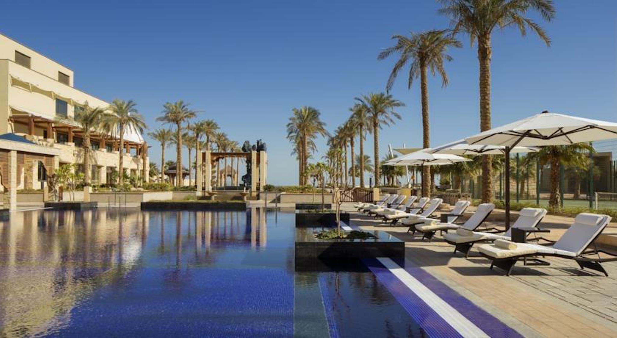 Jumeirah Messilah Beach Kuwait Kuwait City Exterior photo The St Regis Sharm